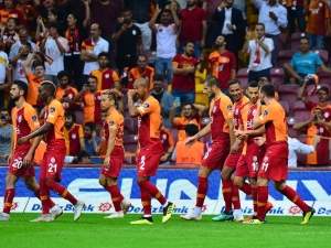 Galatasaray’ın Devler Ligi’ndeki Rakipleri Belli Oluyor