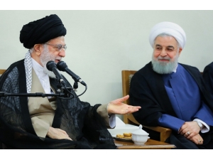 Ayetullah Hamaney, Ruhani İle Görüştü
