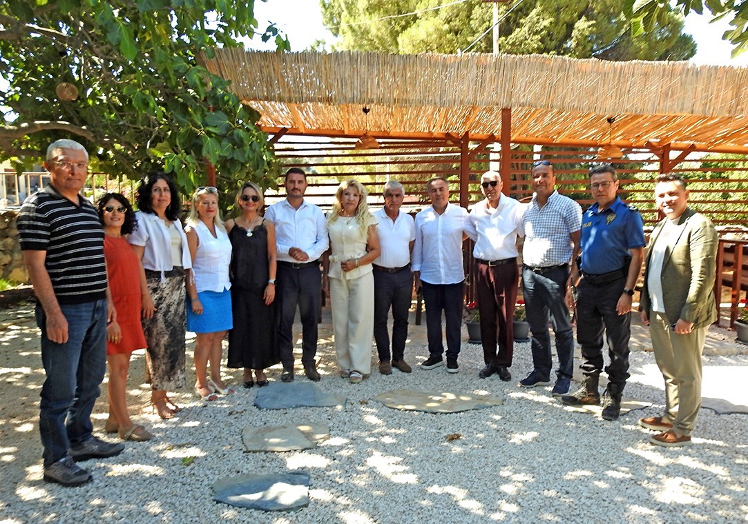 cesme-muftusu-murat-yilmaz-a-veda-kahvaltisi