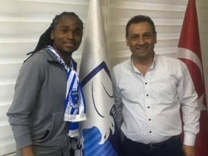 Bb. Erzurumspor Tshabalala’yı Kadrosuna Kattı