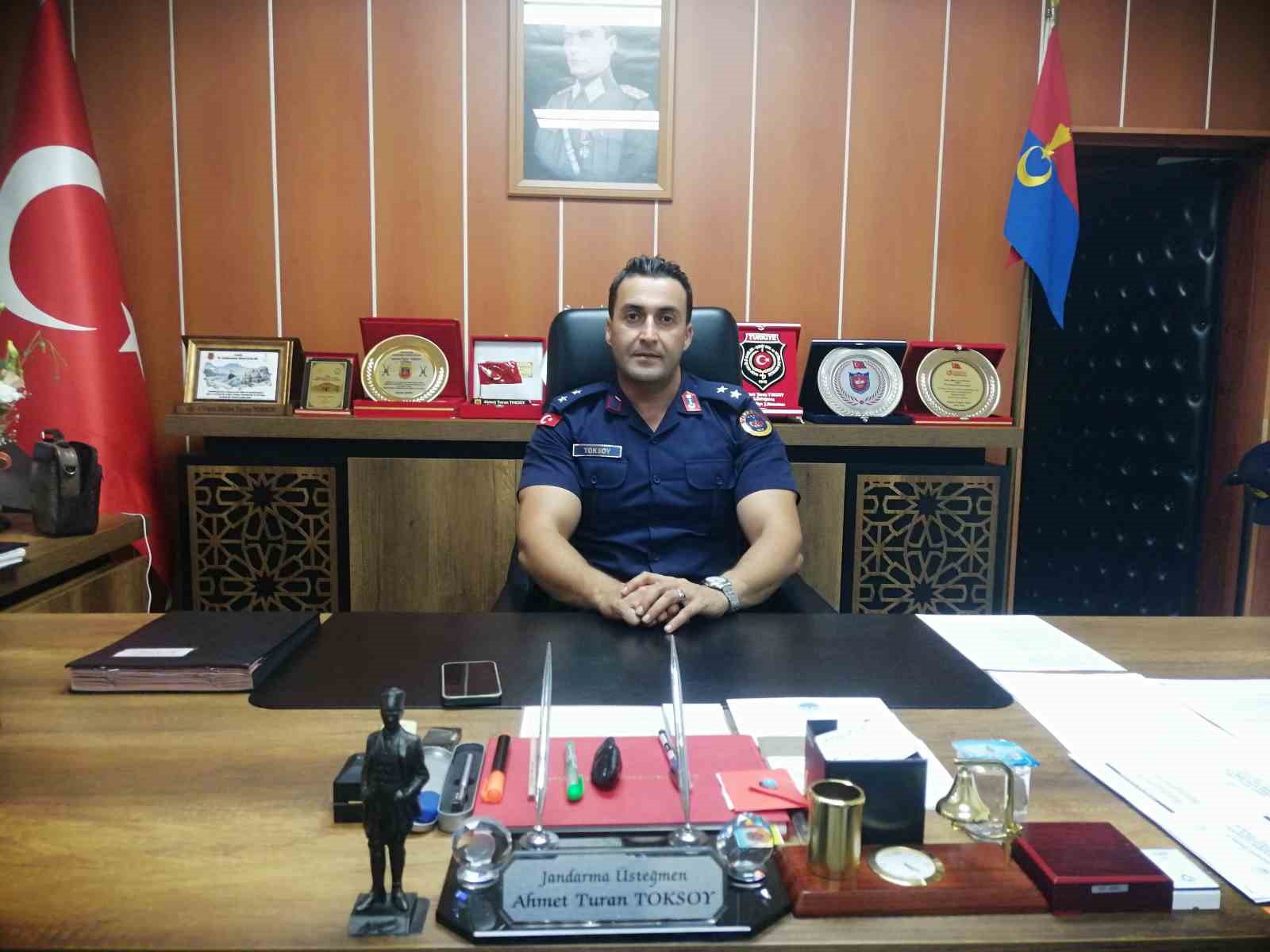 niksar-a-yeni-ilce-jandarma-komutani-goreve-basladi