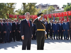 Ağrı’da 30 Ağustos Zafer Bayramı Kutlandı