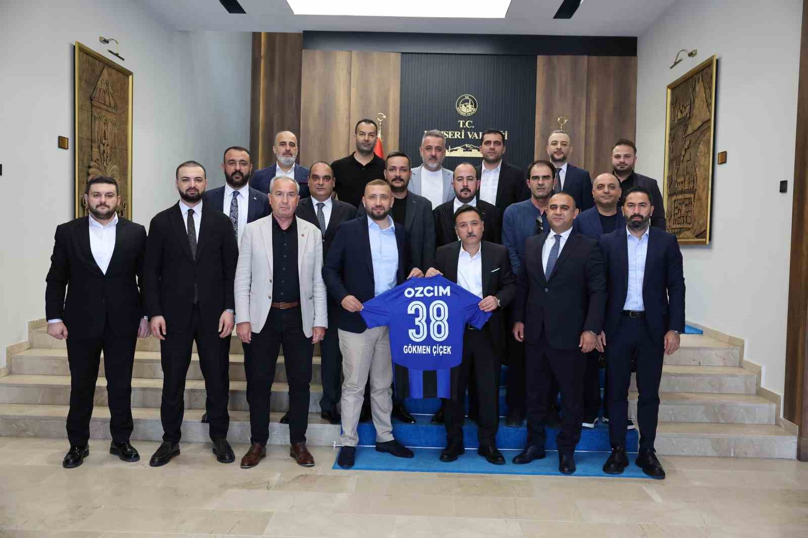 erciyes-38-fk-yonetiminden-vali-cicek-e-ziyaret