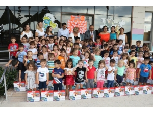 Minik Yürekler, Zafer Bayramını Coşkuyla Kutladı