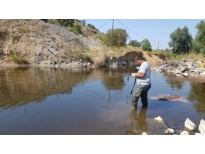 Kimyasal Maddenin Karıştığı Çaydaki Su Normale Dönmeye Başladı