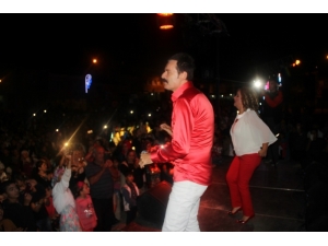 Sanatçılar Ramazan Çelik Ve Sevgi Petek’ten Konser