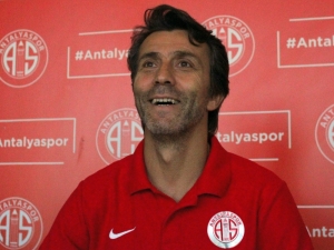 Bülent Korkmaz: "Çaykur Rizespor Maçını Kazanmak İstiyoruz"