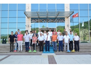 Düzce Üniversitesi Sosyal Farkındalık Oluşturmaya Devam Ediyor