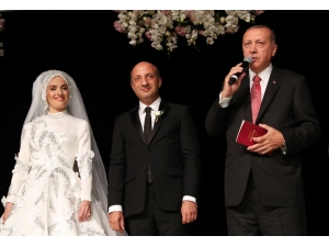 Cumhurbaşkanı Erdoğan, Ak Parti Ankara Milletvekili Ali İhsan Arslan’ın Nikah Şahidi Oldu