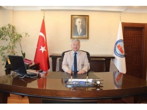 Kaymakam Duru Üniversite Kazanan Öğrencileri Tebrik Etti