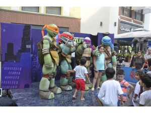 Ninja Kaplumbağalar Forum Mersin’de Çocuklarla Buluştu