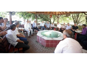 Başkan Karaosmanoğlu’ndan Köy Ziyareti