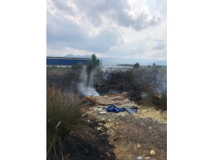 Çevre Düzenini Bozan Çadırlar Kaldırıldı
