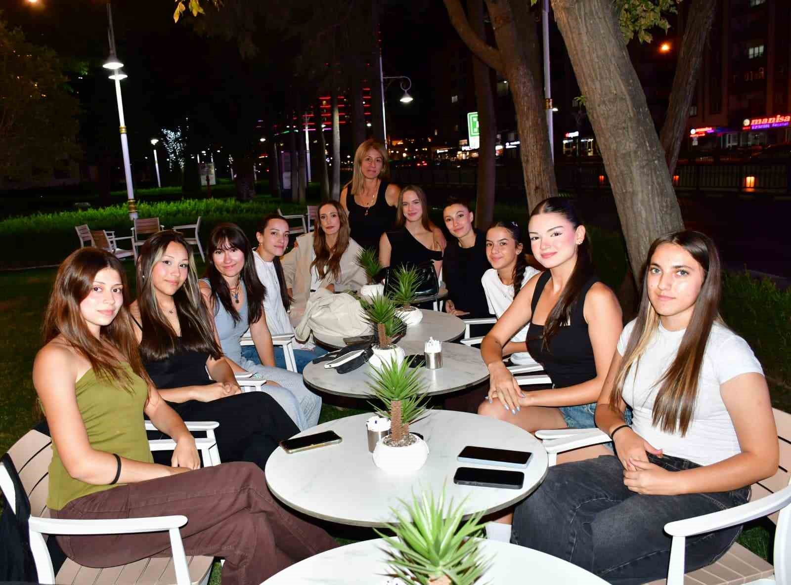 yunusemre-nin-sultanlari-ust-siralari-hedefliyor