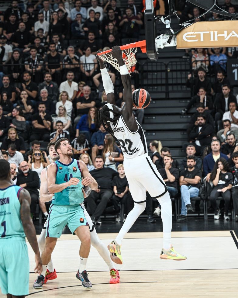 euroleague-besiktas-82-barcelona-95