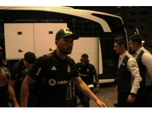 Beşiktaş Kafilesi Bursa’ya Geldi