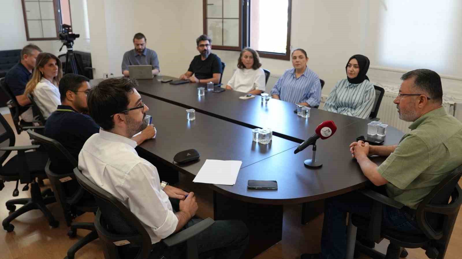 kbu-de-yeni-donem-hedefleri-iletisim-fakultesinde-ele-alindi