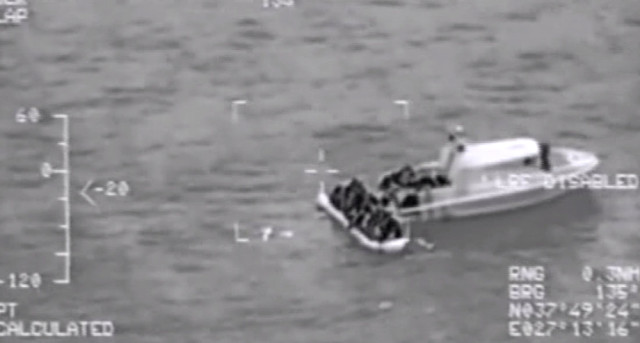 Fetö'cüleri Taşıyan Tekne Yunanistan'a Kaçarken Alabora Oldu