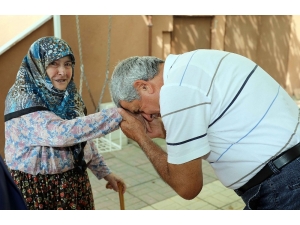 Başkan Karaosmanoğlu’ndan Köy Ziyareti