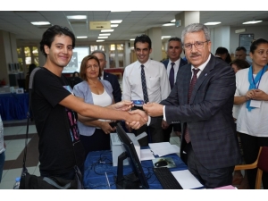 Ege’yi Dereceyle Kazanan Öğrencileri Rektör Budak Kaydetti