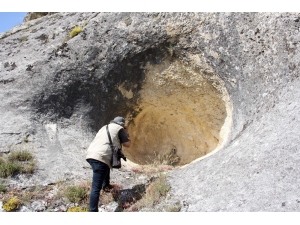 Kazan Kayası, Kışın Yaban Hayvanlarının Yazın Turistlerin İlgi Odağı