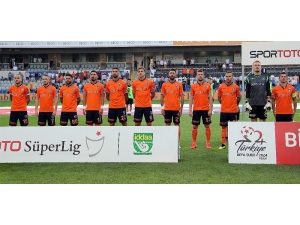 Medipol Başakşehir Tekrara Düştü