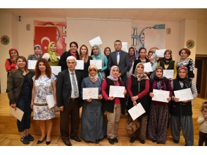 Antalya’ya Bin 12 Sertifikalı Çiftçi