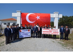 Emet’te Kurtuluş Çoskusu