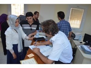 Hrü’de Öğrenci Kayıtları Başladı