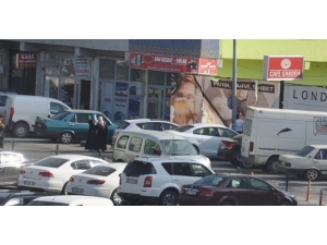 Kars’ta Caddeler Otoparka Döndü