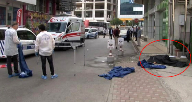 Çekmeköy'de Astsubay Ile Polis Sokak Ortasında Çatıştı: 1 Ölü, 2 Yaralı
