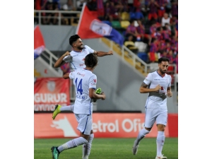 Gol Sevincini Abartınca Kadro Dışı Kaldı