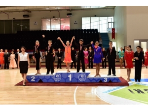 Dansın Ustaları Adana’da Buluştu