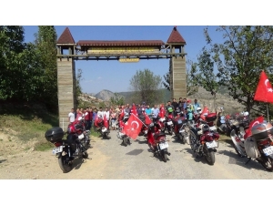 Motor Tutkunları Emet’in Kurtuluş Gününde Buluştu