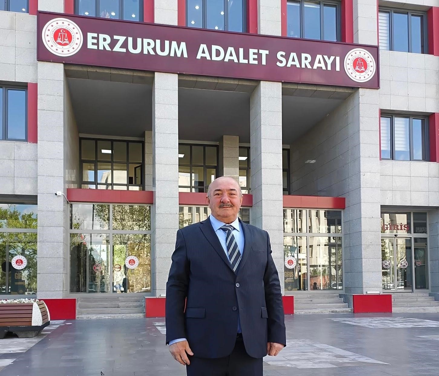 erzurum-adliyesi-nde-vefa-dolu-veda-45-yillik-hizmetin-ardindan-emekliye-ayrildi