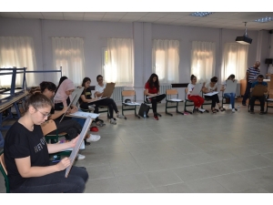 Hrü’de Özel Yetenek Sınavları Başladı