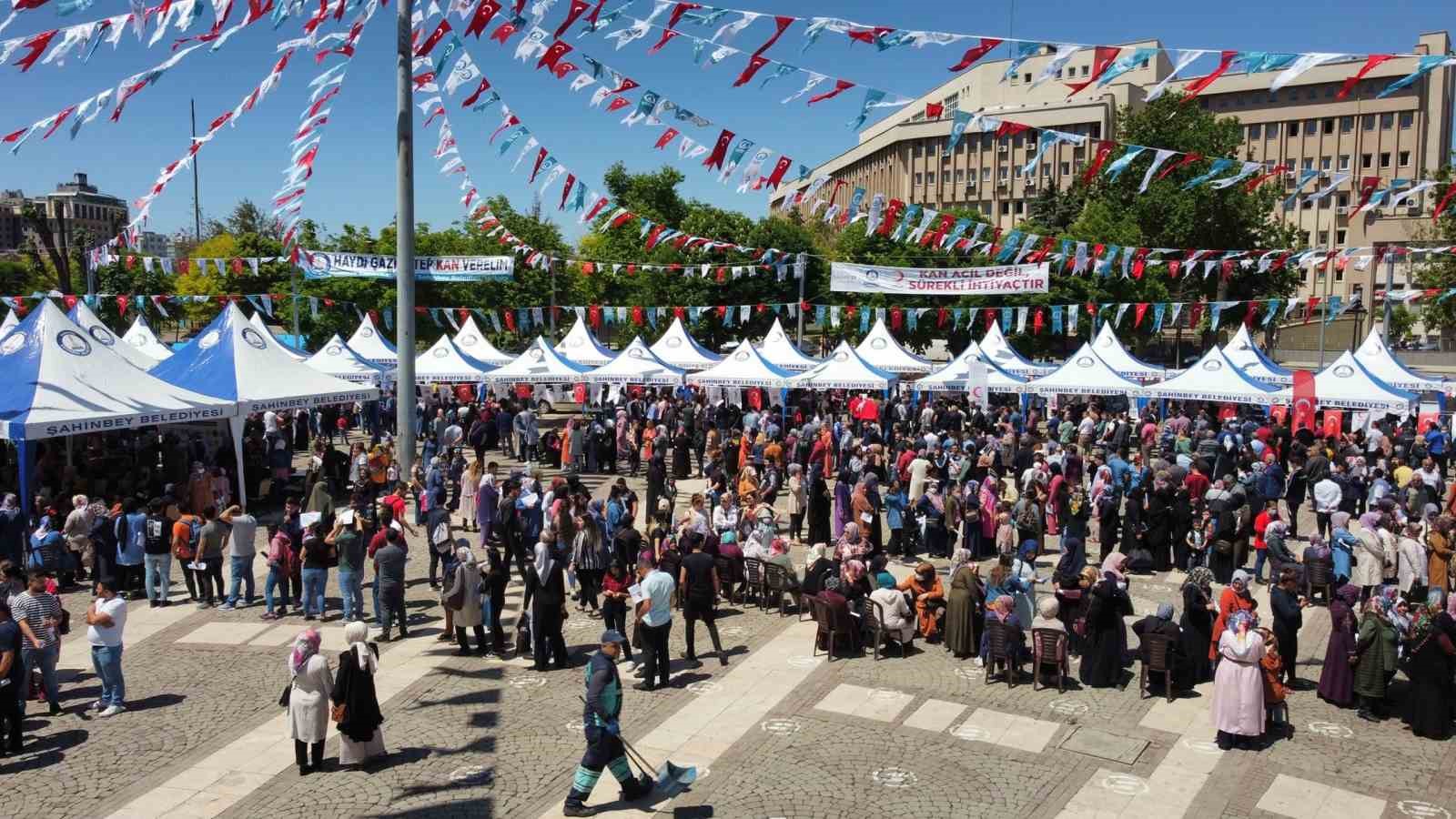 kizilay-a-yilin-ilk-5-ayinda-1-2-milyon-unite-kan-bagisi-yapildi
