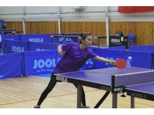 Batmanlı Tenisçi Türki Cumhuriyetleri Şampiyonası’nda Altın Madalya Aldı