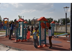 Ağrı’da 4 Park Hizmete Açıldı