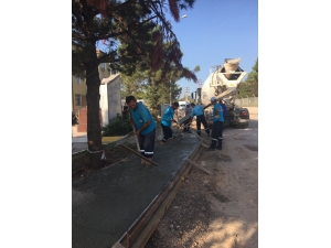 Kartepe’de Kaldırım Tamiratı