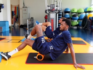 Fenerbahçe Kuvvet Ve Dayanıklılık Çalışmasıyla Günü Tamamladı