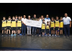 Amatörün Yüzü Bir Kez Daha Güldü