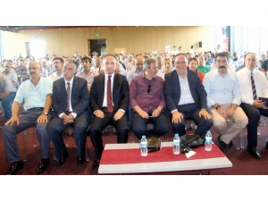 Akademisyenlerden Okul Yöneticilerine Eğitim Konferansları