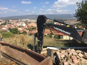 Pazaryeri’nde Bayrak Direği Çalışmalarına Başlandı