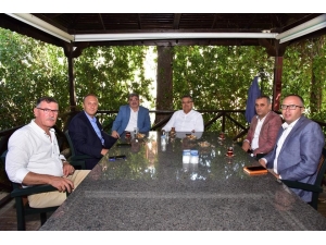 Karayolları Bölge Müdürü Çolak, Başkan Can İle Bir Araya Geldi