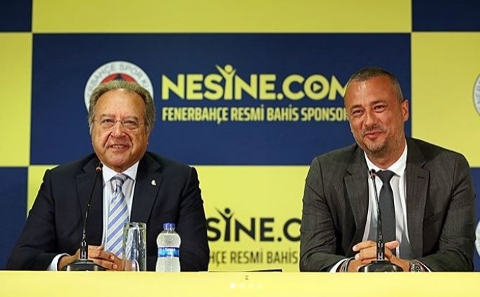 Fenerbahçe'de Sponsorluk Anlaşması Imzalandı