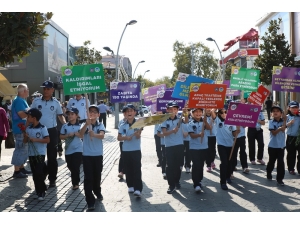 Minik Zabıtalar Farkındalık Yürüyüşü Yaptı