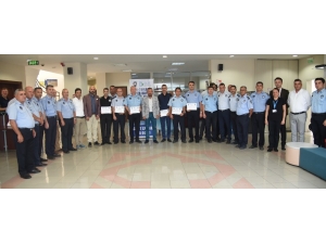 İzmit Belediyesi’nde Yılın Personelleri Ödüllendirildi