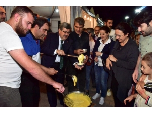 Başkan Can’dan Vatandaşlara Kuymak İkramı