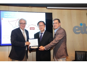 Çin İzmir Başkonsolos Vekili: "Ticaret Savaşlarını Biz Başlatmadık Ancak Abd’den Korkmuyoruz"